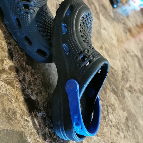 Toddler boys slip on shoes - Picture 4 of 4